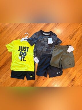 *NWT* Nike Boys Clothing Lot